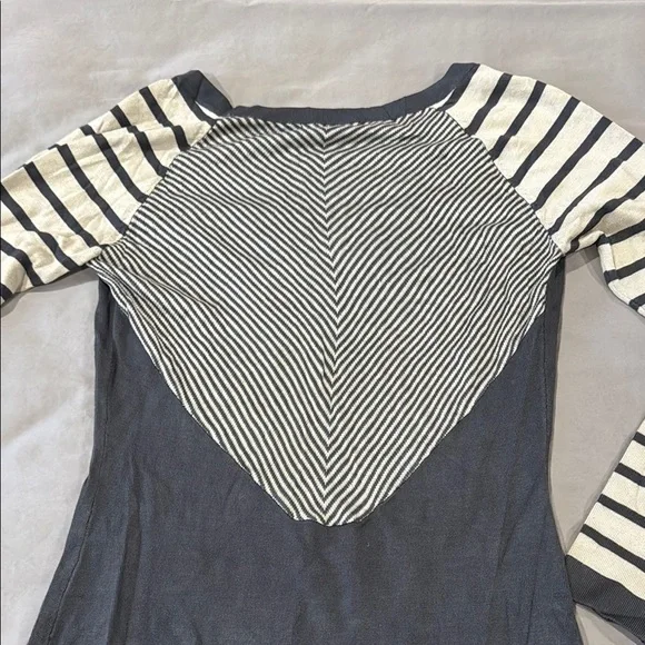 Tart Black and Cream Long Sleeve Sheath Dress - Picture 4 of 4